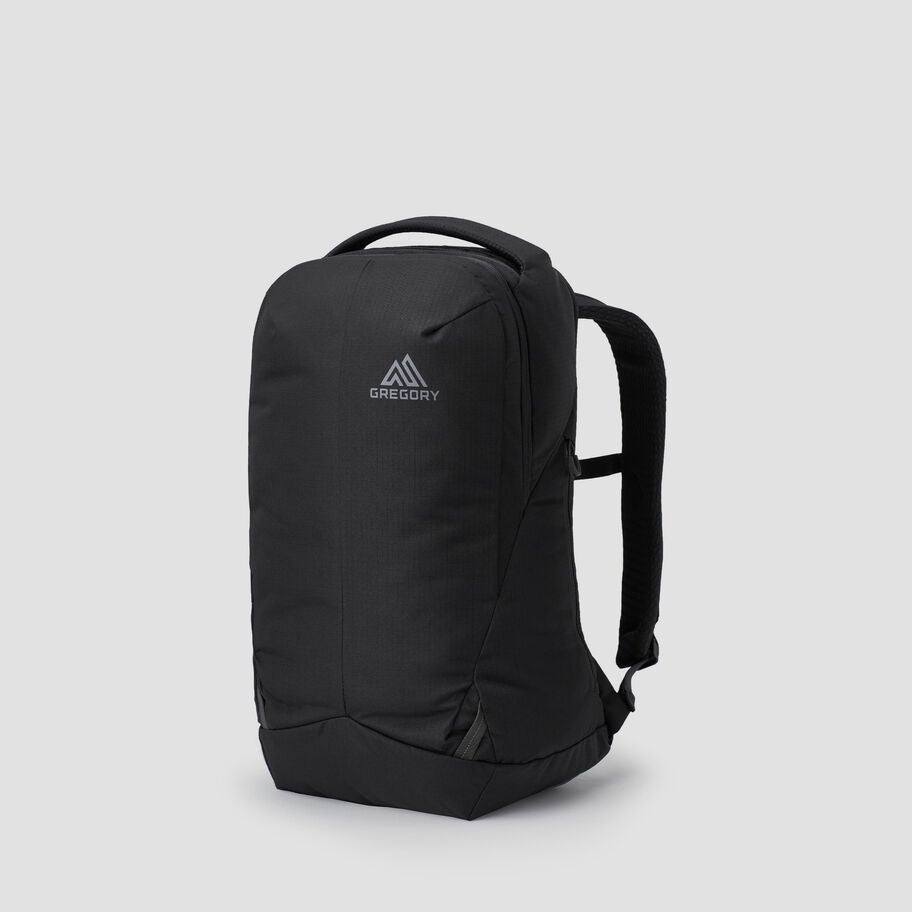Rhune 22 in the color Carbon Black. image number 0