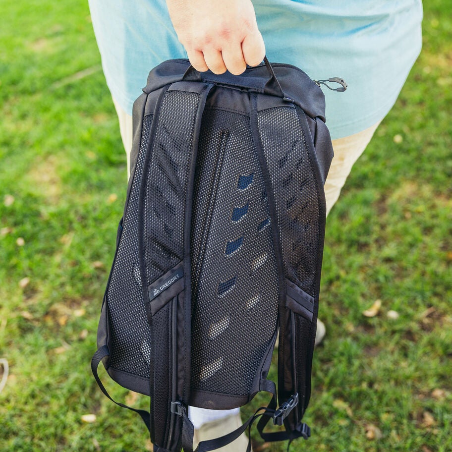 Nano 16 Plus in the color Optic Black. image number 2