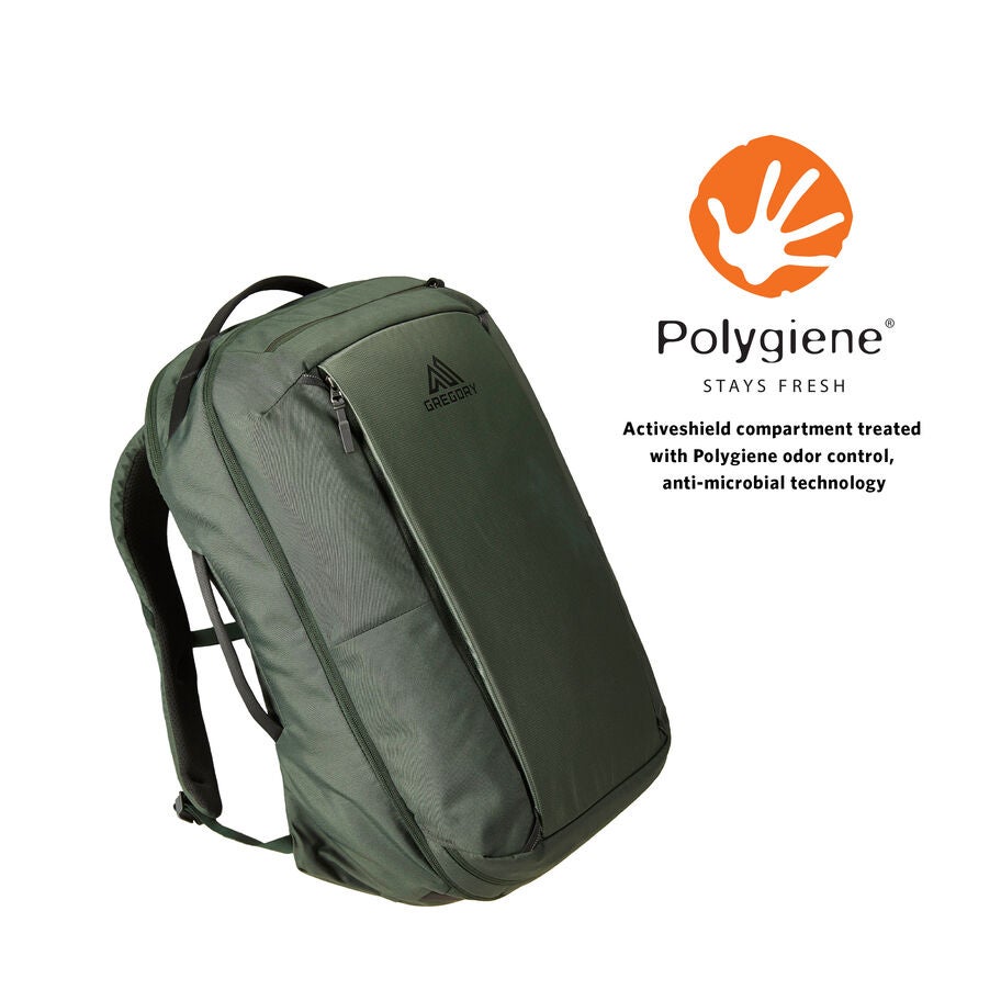 Border Traveler 30 in the color Outlet | Total Black. image number 2