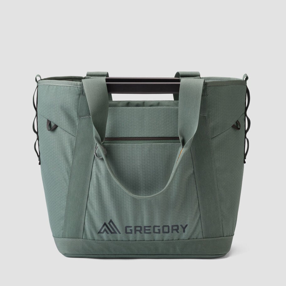 Alpaca Utility Tote 35 in the color Nomad Green. image number 0