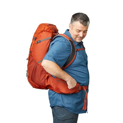 Stout 45 Plus Size in the color Outlet | Spark Orange.