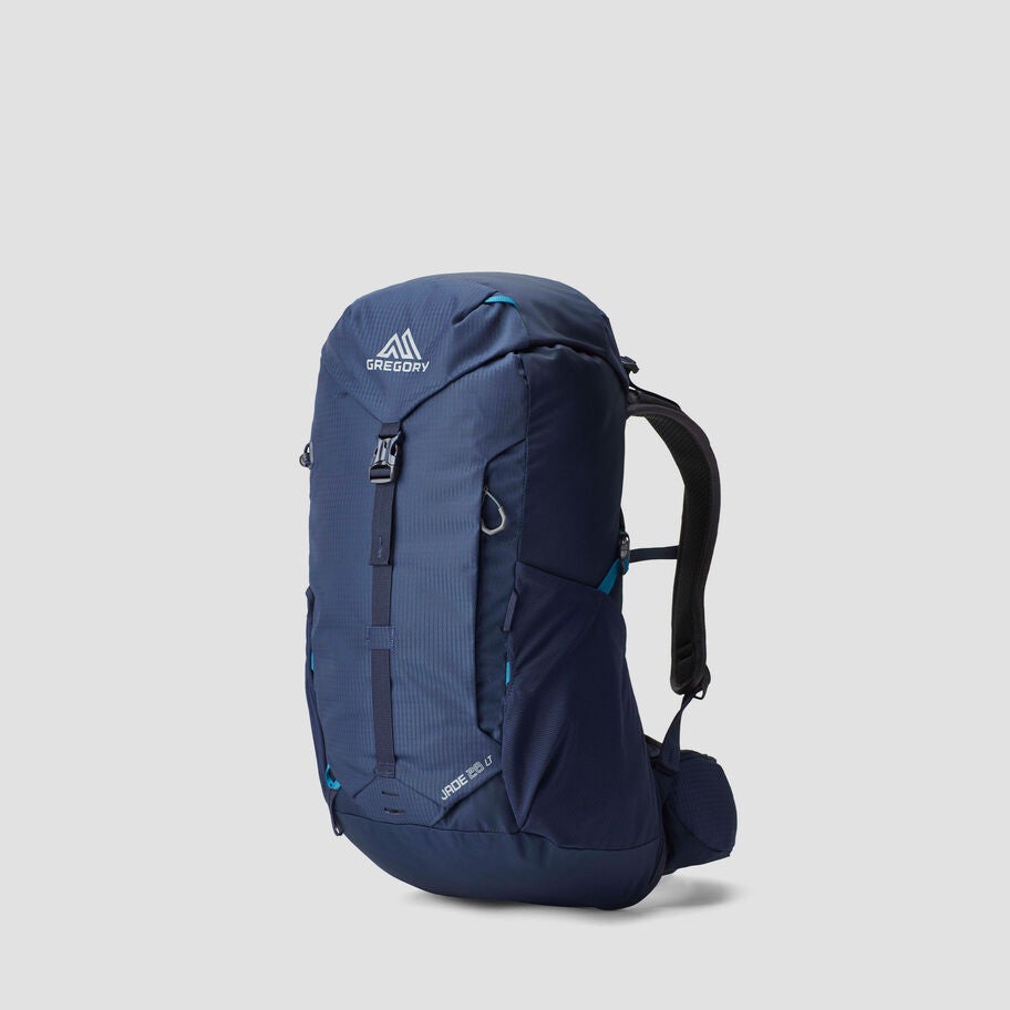 Jade 28 LT in the color Midnight Navy. image number 0