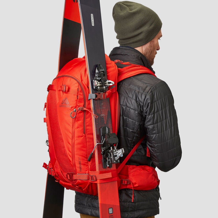 Targhee 32 in the color Gamma Red. image number 7