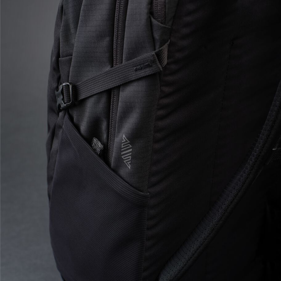 Signal 18 X-Pac in the color Night Black. image number 2