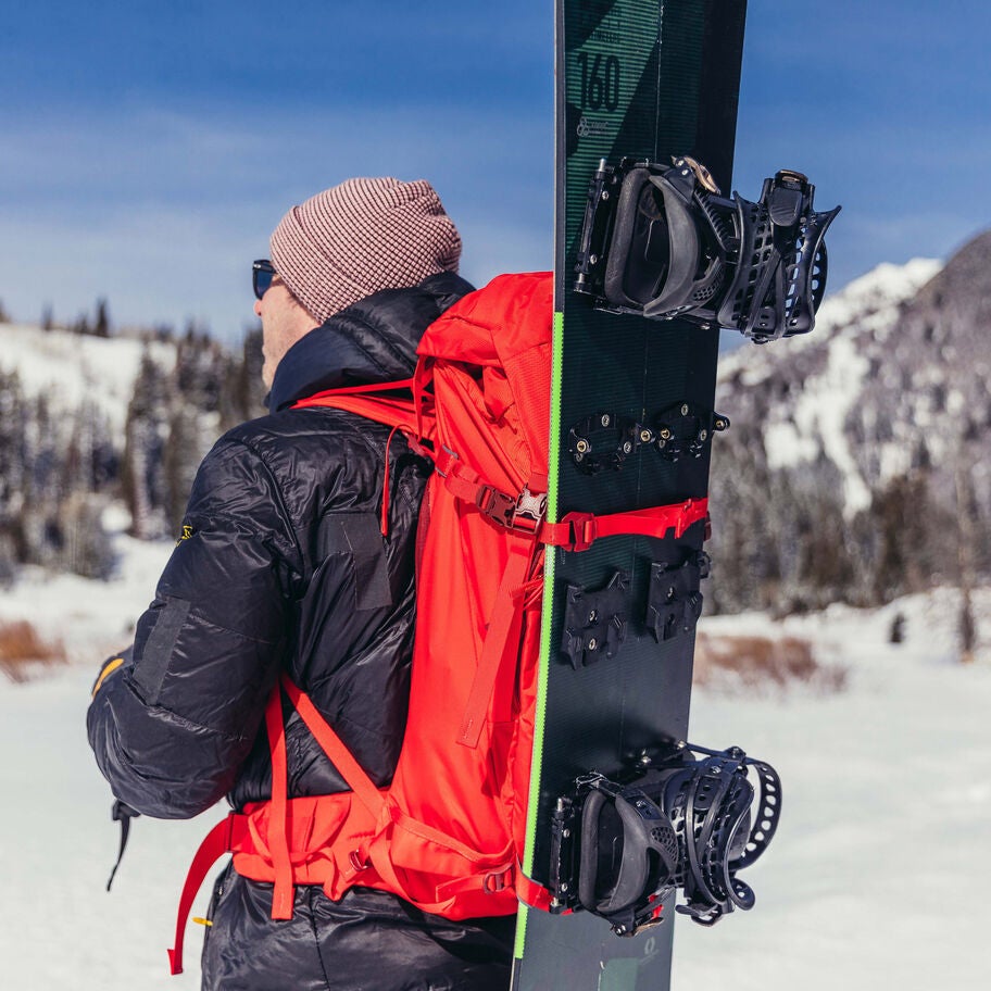 Targhee 45 in the color Gamma Red. image number 8