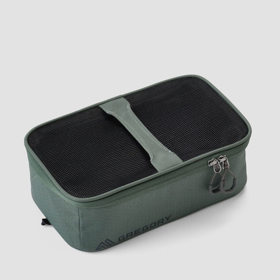 Alpaca Gear Pod 5 in the color Nomad Green. image number 0