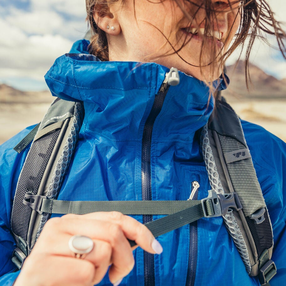 Maven 65 in the color Outlet | Spectrum Blue. image number 7