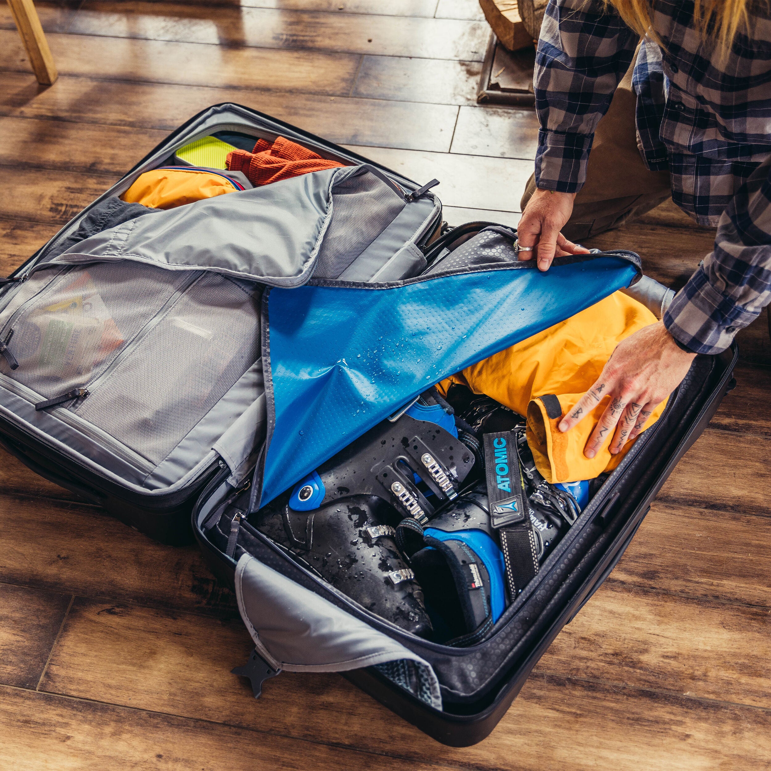 ☆新品未使用☆GREGORY【QUADRO Pro28】キャリーケース28 Quadro Pro Hardcase 28