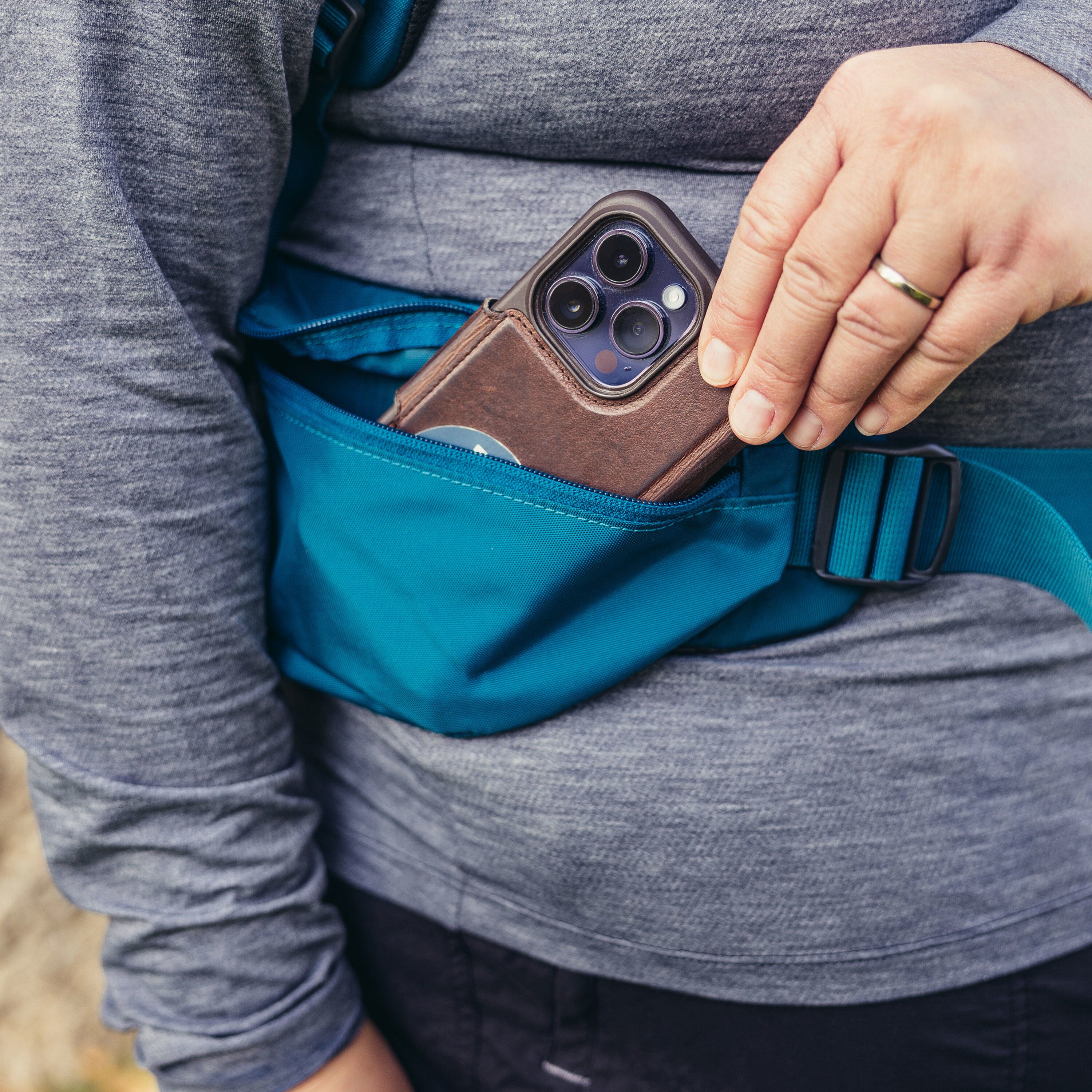 Amber 44 Plus Size Pack | Women's Backpacking | Gregory