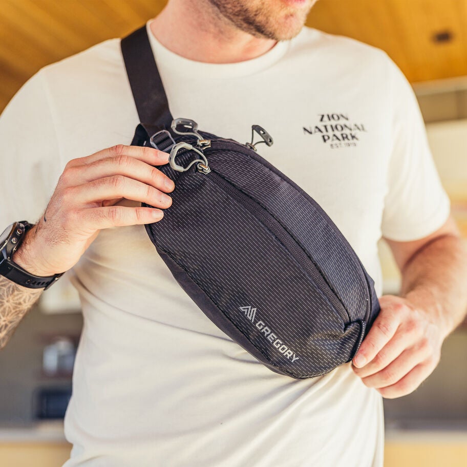 Nano Waistpack in the color Sage White. image number 2