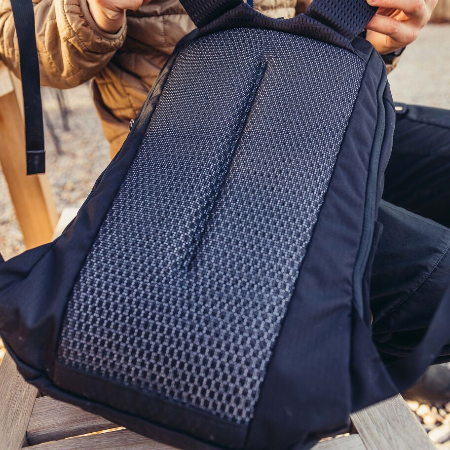 Rhune 22 in the color Sand Storm. image number 6