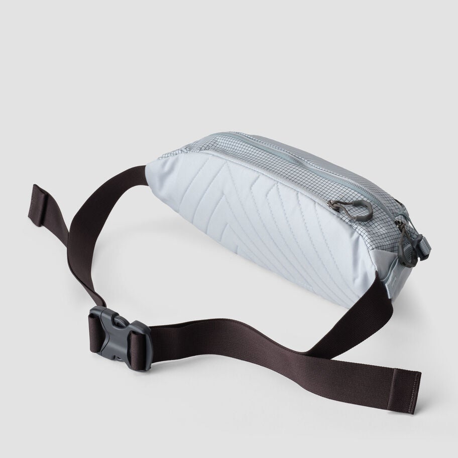 Nano Waistpack in the color Sage White. image number 1
