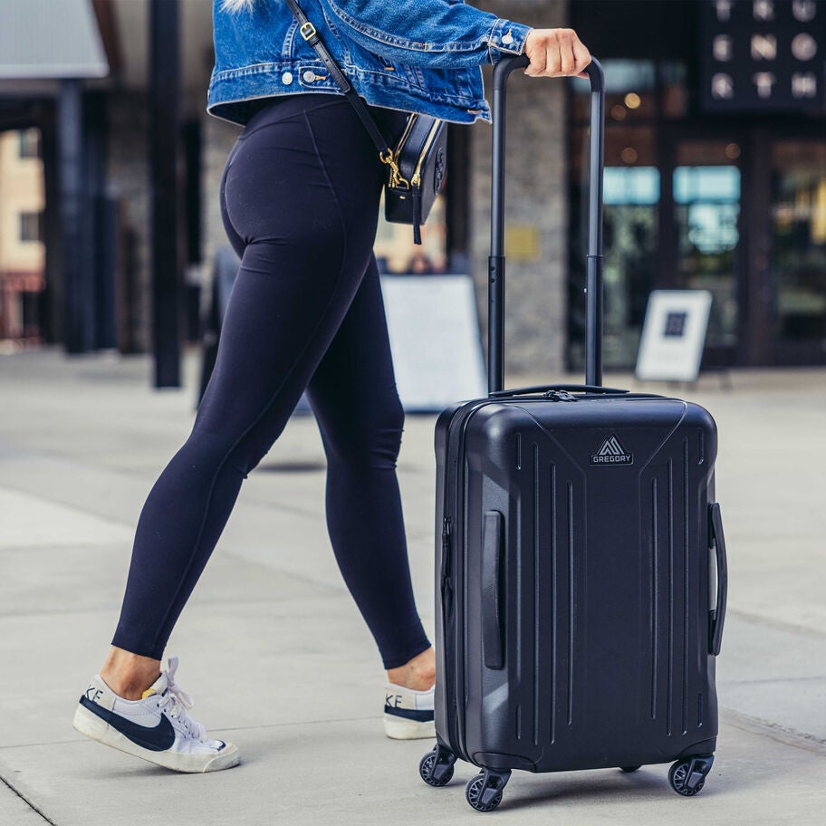 Quadro Pro Hardcase 22" in the color Celestial Blue. image number 4