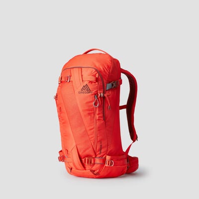 Targhee 32 in the color Gamma Red.
