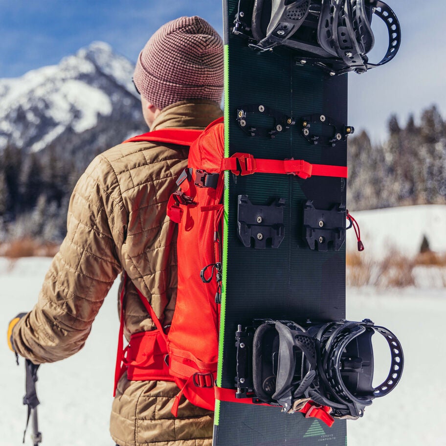 Targhee 26 in the color Gamma Red. image number 8