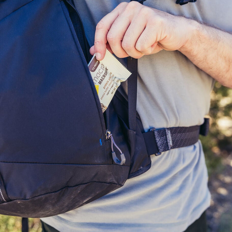 Kiro 24 in the color Mineral Teal. image number 7