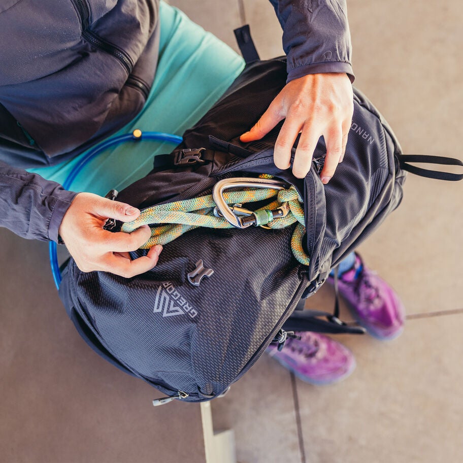 Nano 24 in the color Terrain Green. image number 2