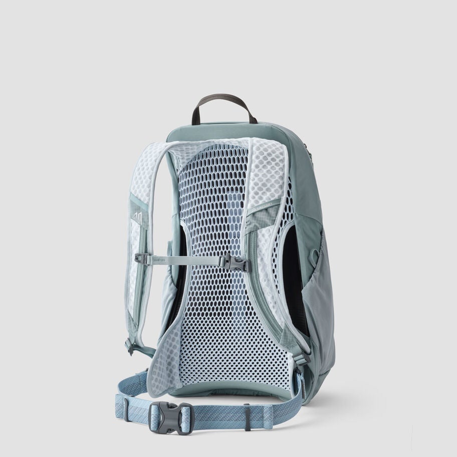 Arrio 20 in the color Sage Grey. image number 1
