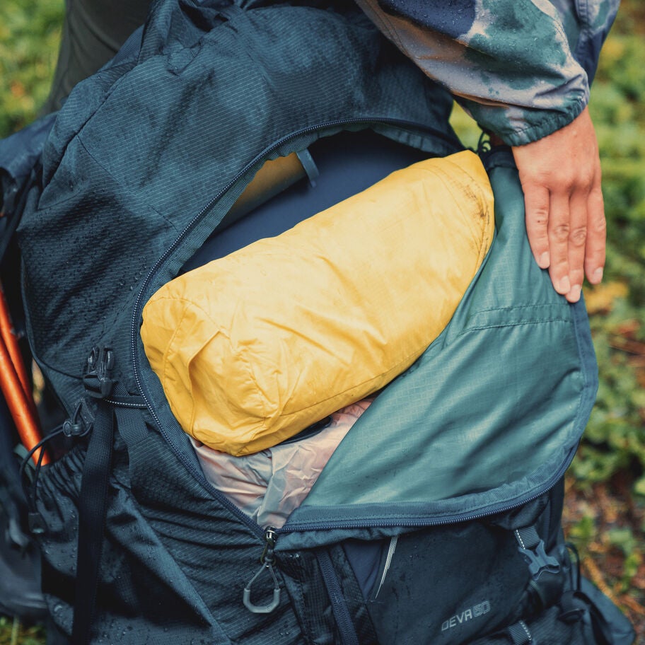 Deva 70 in the color Garnet Red. image number 3