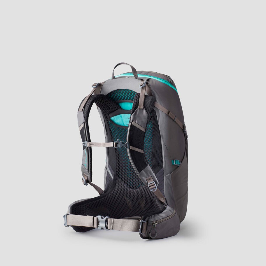 Jade 28 in the color OUTLET | Mist Grey. image number 1