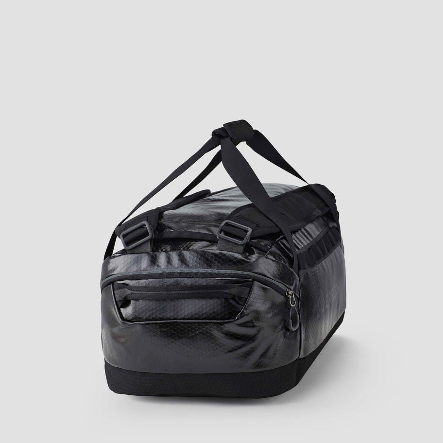 Alpaca 40 in the color Obsidian Black. image number 1
