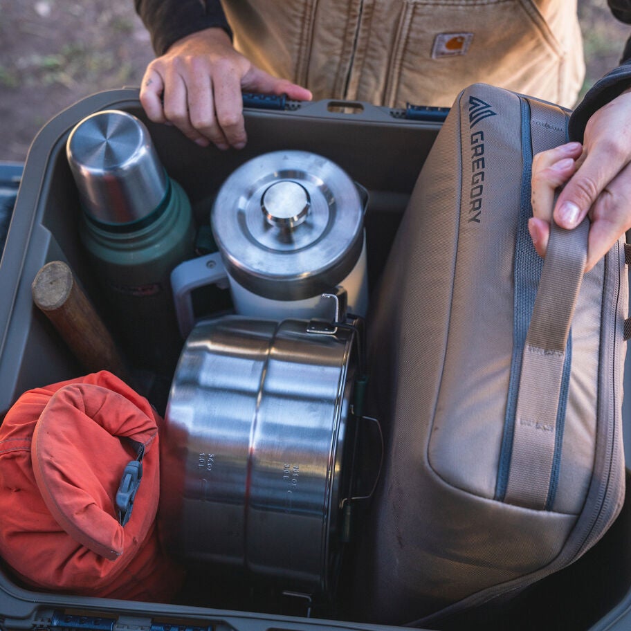 Alpaca Kitchen Case in the color Mirage Tan. image number 10