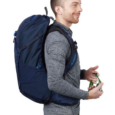 Zulu 30 in the color Rust Red.