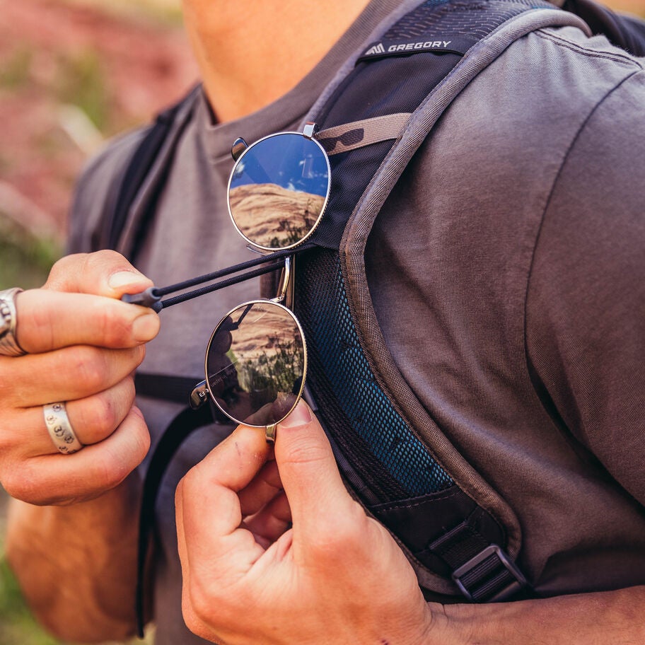 Citro 24 in the color Ozone Black. image number 2