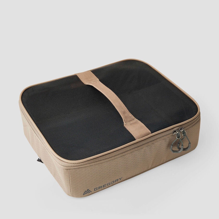 Alpaca Gear Pod 10 in the color Mirage Tan. image number 0