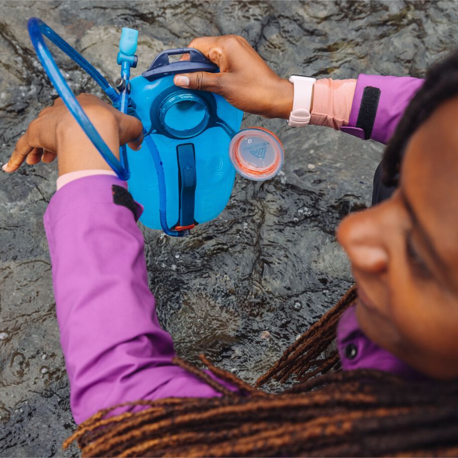 Hydro 3L Reservoir in the color Ocean/Orange. image number 4