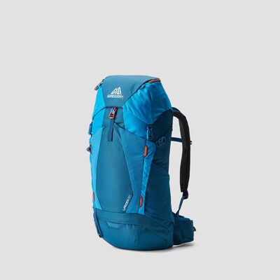 Wander 30 in the color Pacific Blue.