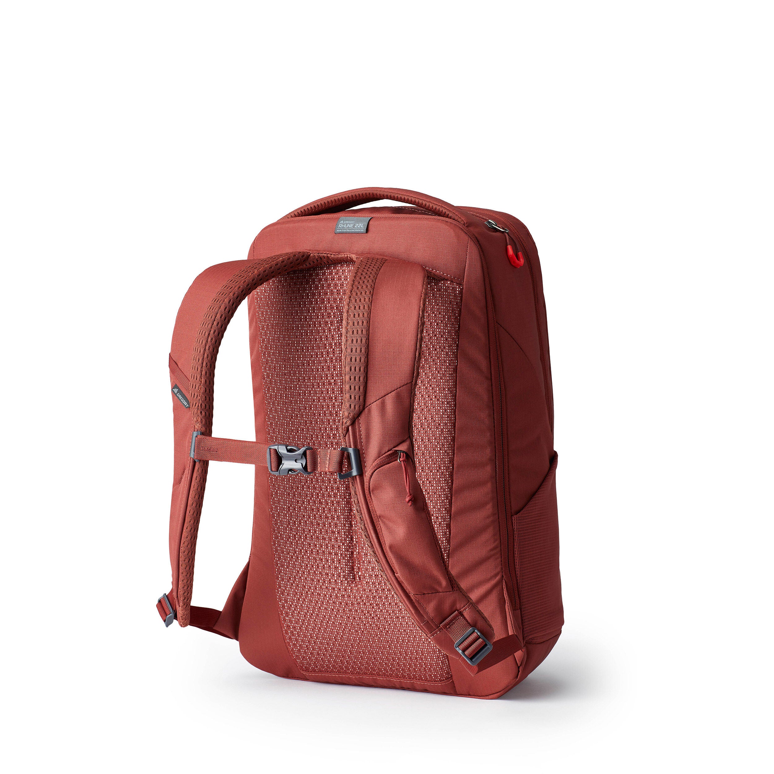 Rhune 22 in the color Brick Red.
