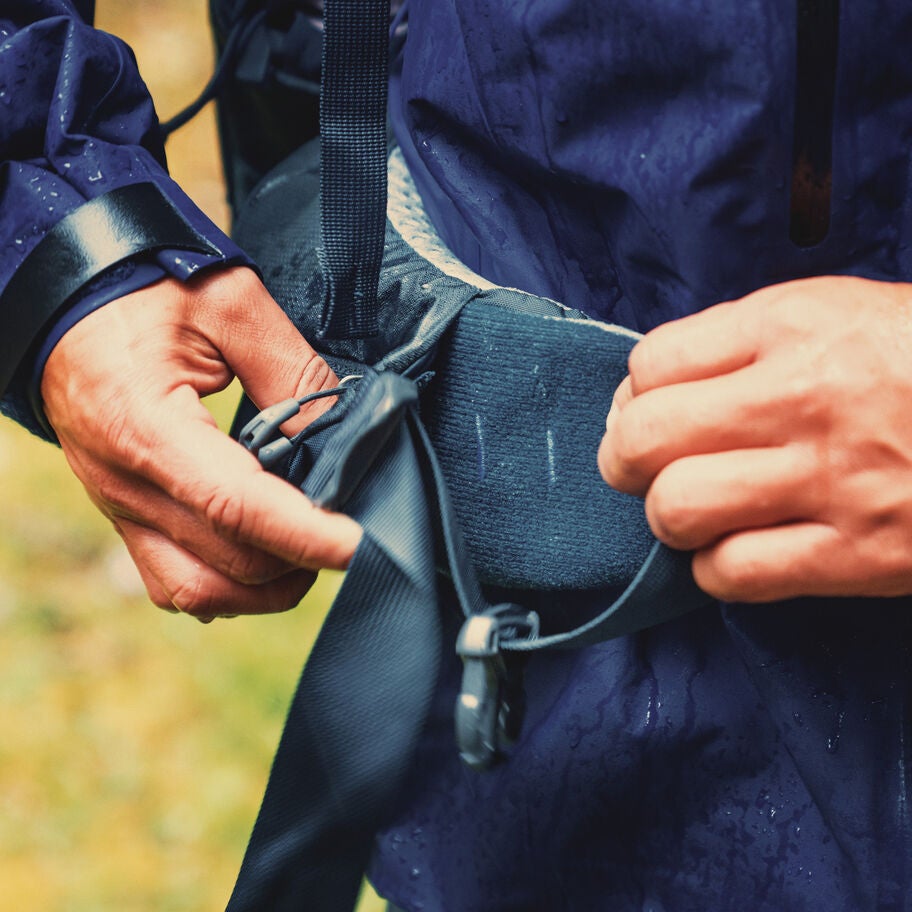 Baltoro 65 in the color Terrain Green. image number 5