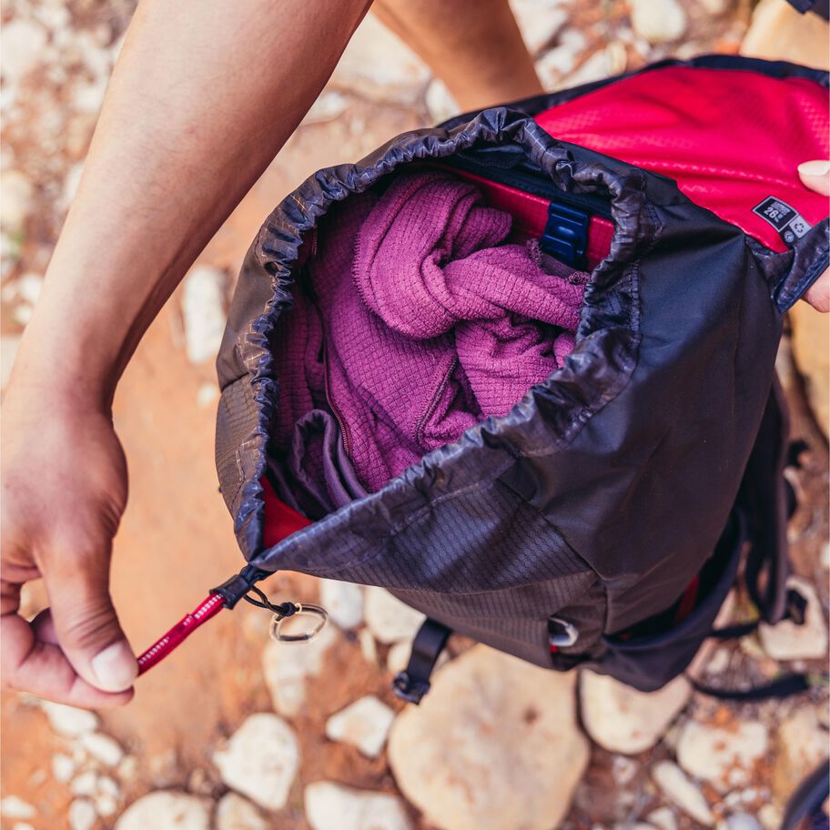 Zulu 28 LT in the color Starlight Blue. image number 5