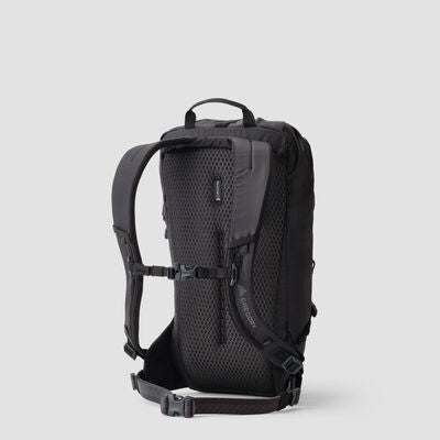 Alpinisto 20 in the color Summit Black.