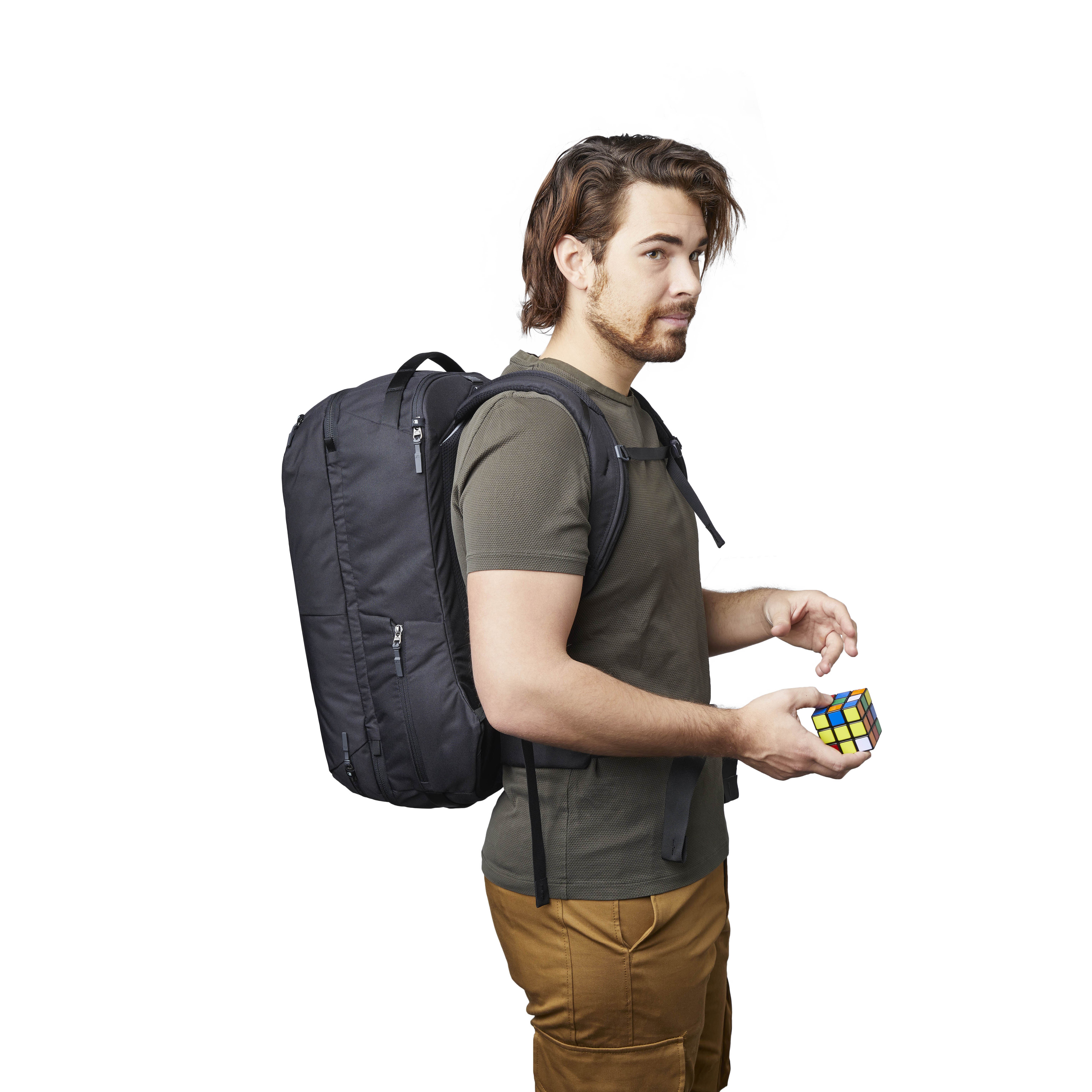 Border Carry-On 40 in the color . image number 2