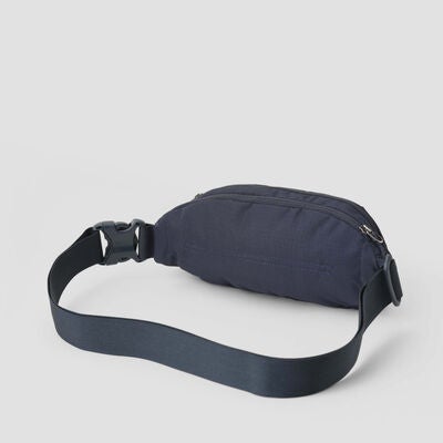 Rhune Belt Bag in the color NEW | Starship Navy.