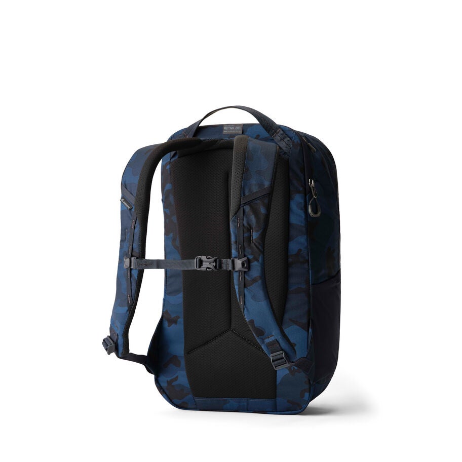 Retna 28 in the color Dusk Camo. image number 1