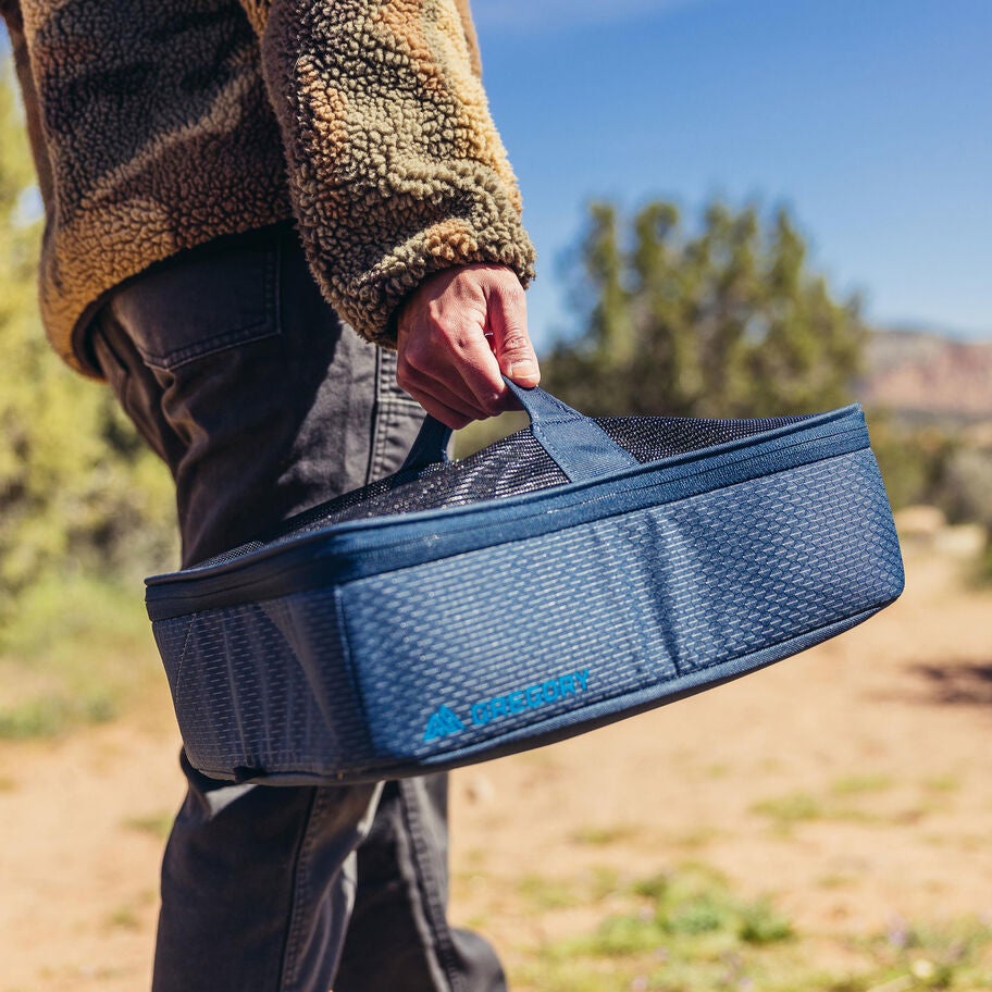 Alpaca Gear Pod 10 in the color Slate Blue. image number 5