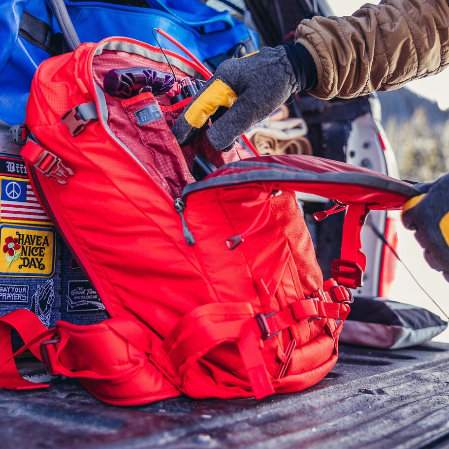 Targhee 26 in the color Gamma Red. image number 4