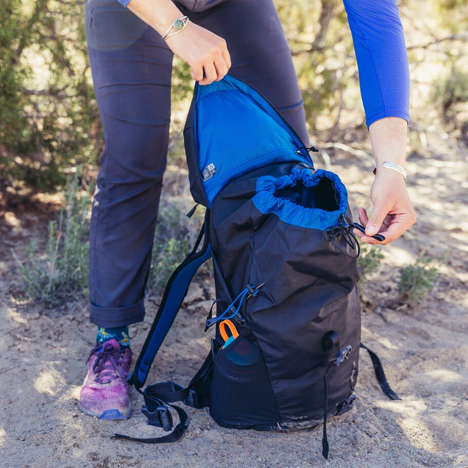 Kiro 28 in the color Mineral Teal. image number 6