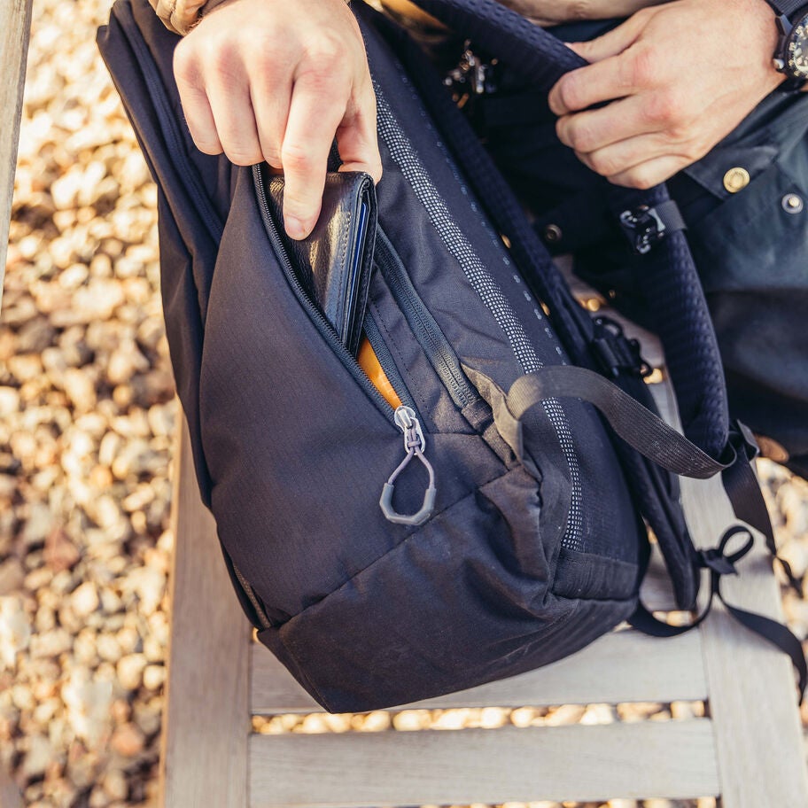 Rhune 22 in the color Sand Storm. image number 4