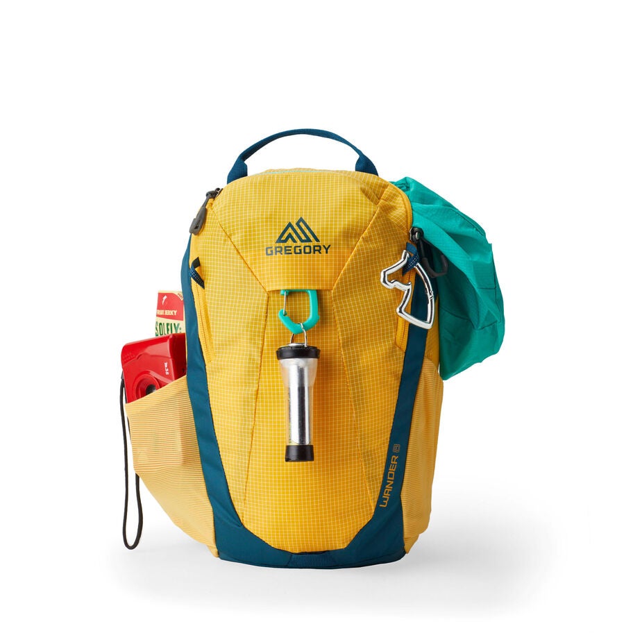 Wander 8 in the color Aqua Yellow. image number 2