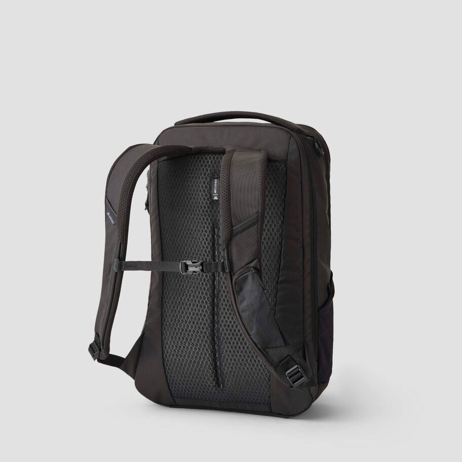 Rhune 22 X-Pac in the color Night Black. image number 1