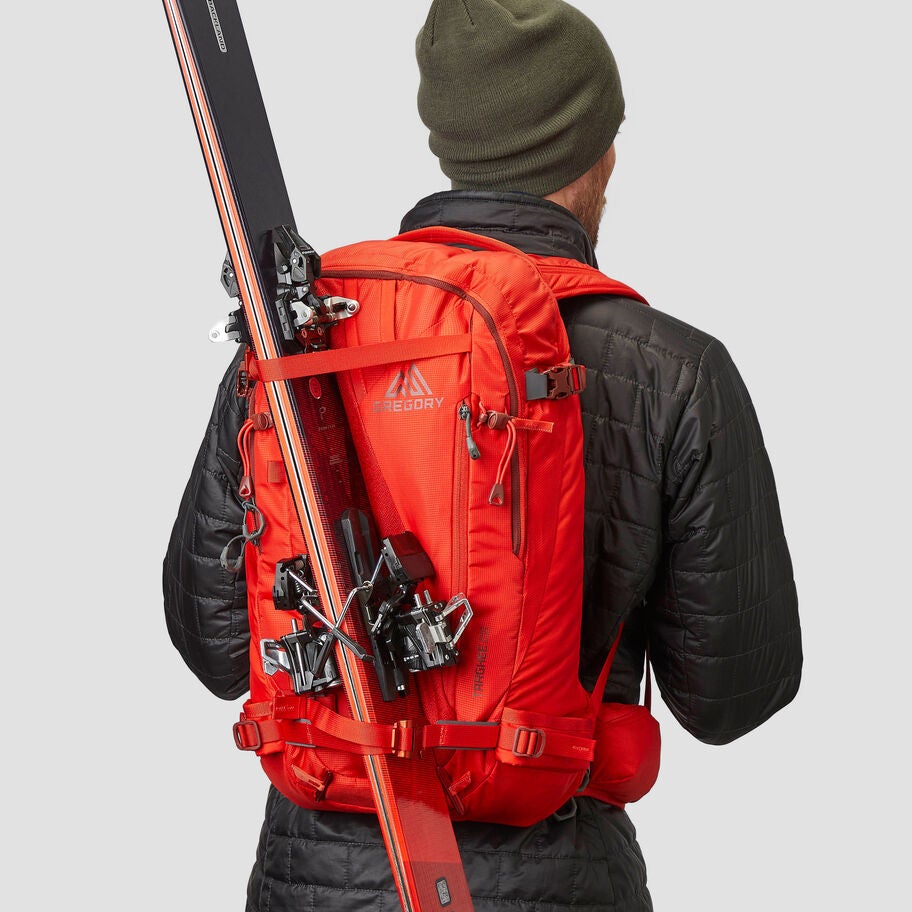 Targhee 26 in the color Gamma Red. image number 6