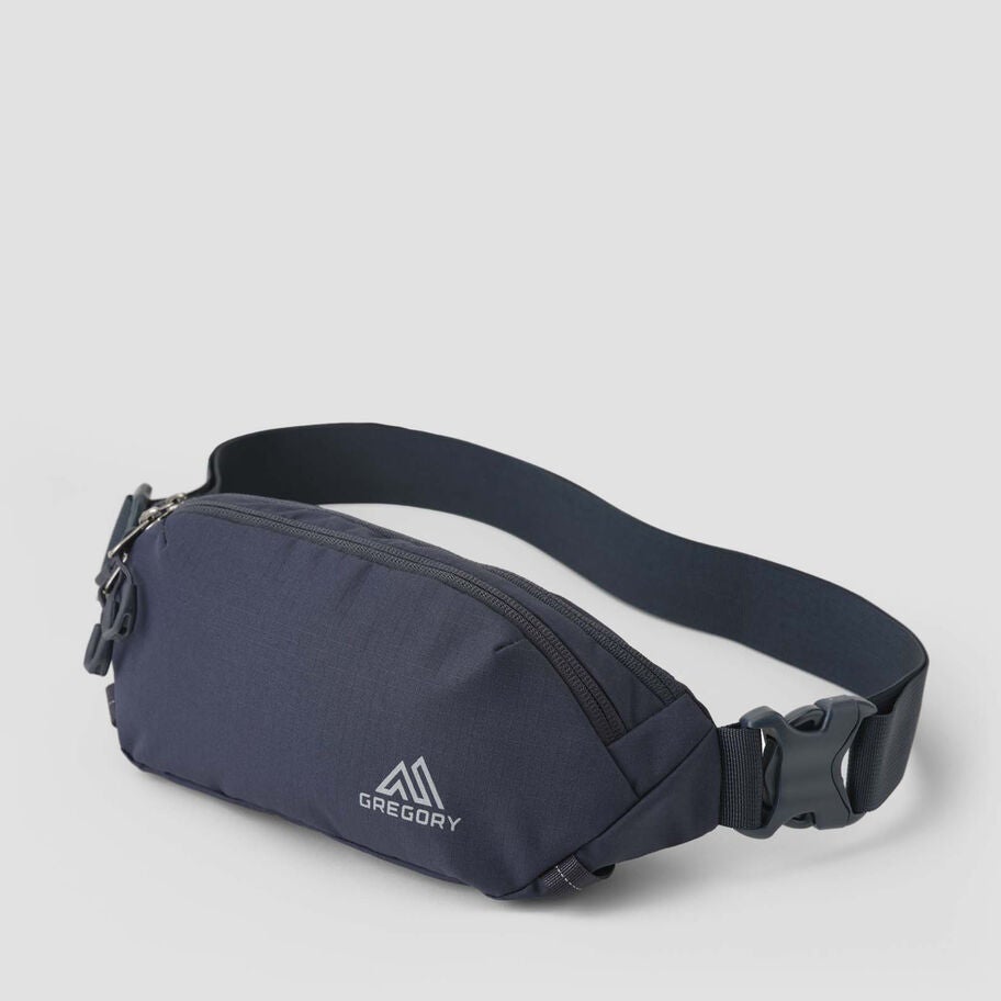 Rhune Belt Bag in the color NEW | Starship Navy. image number 0