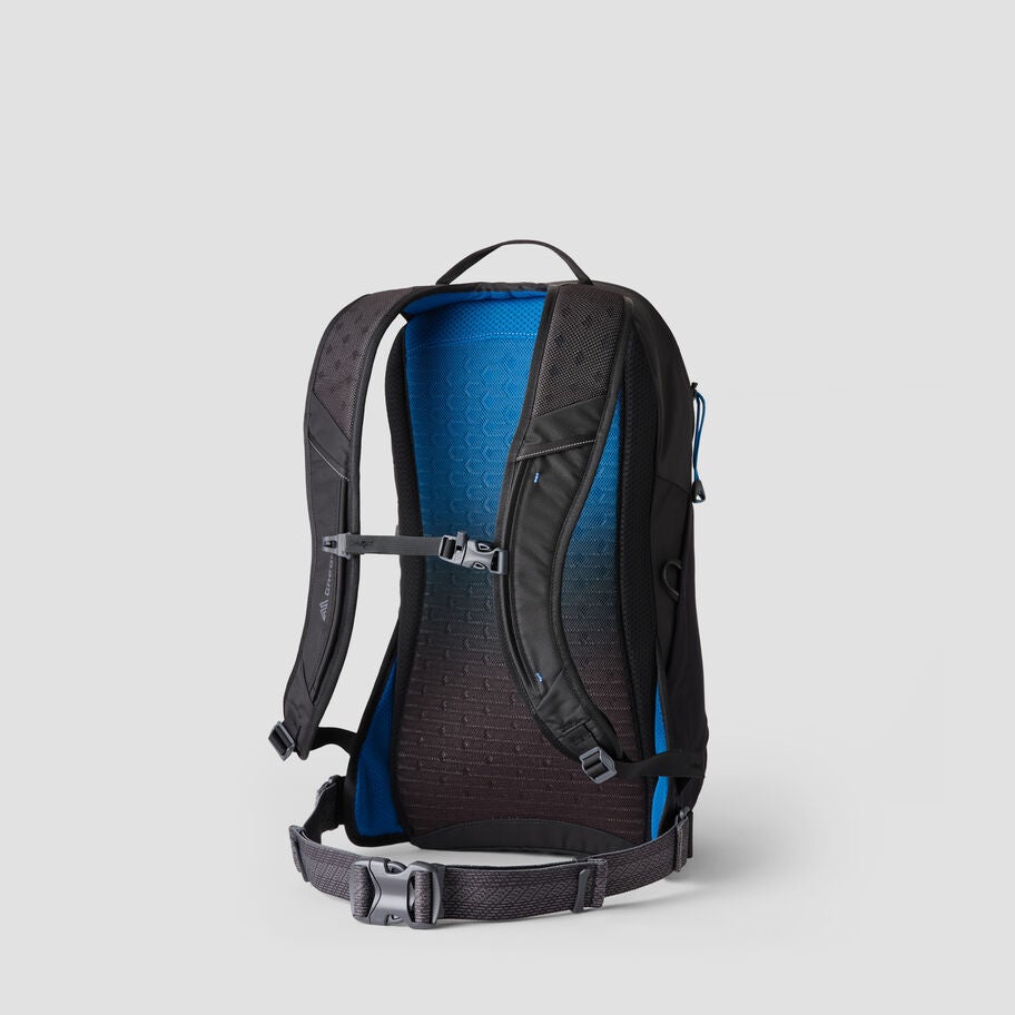 Kiro 20 in the color Alpine Black. image number 1