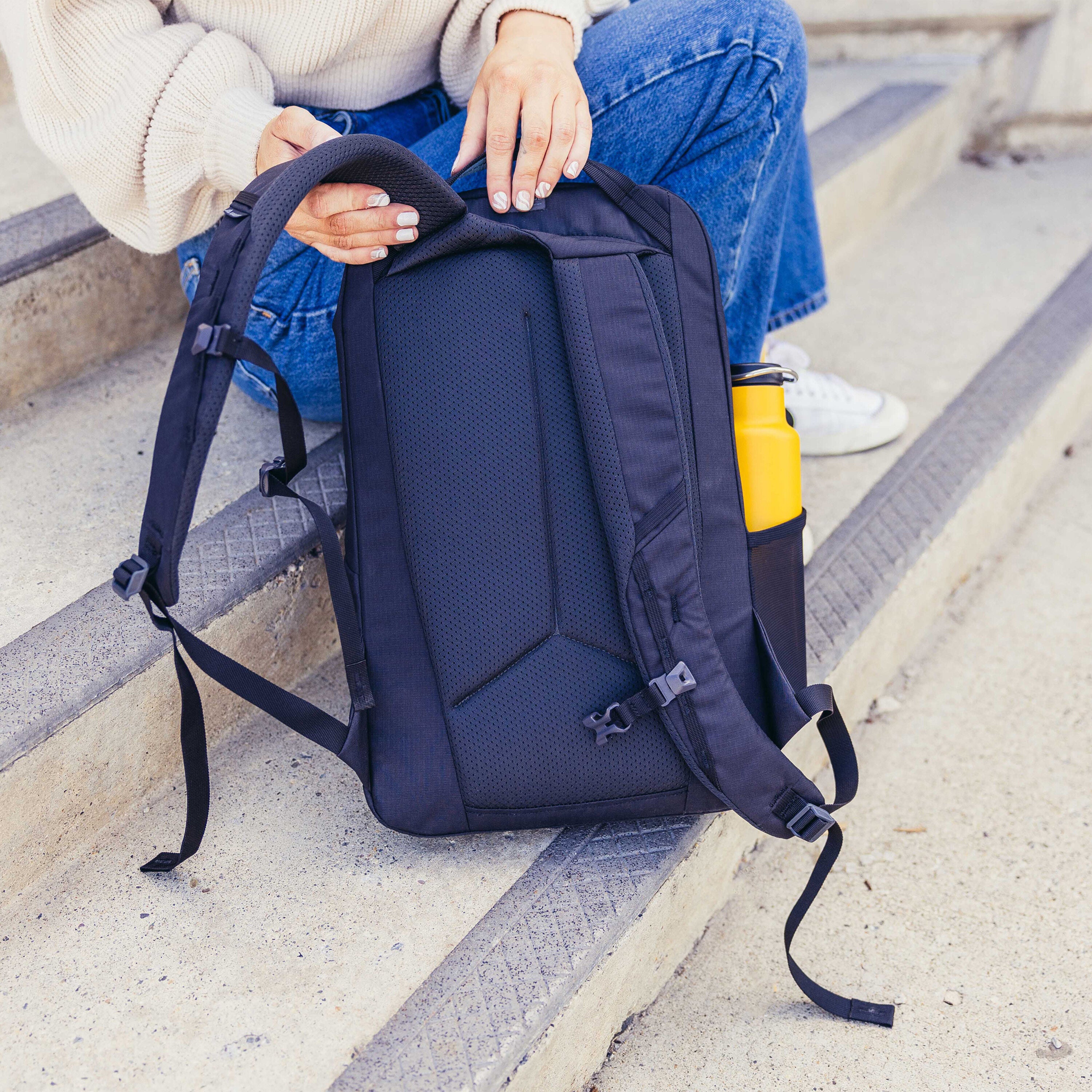baggallini all over laptop backpack Modern Everywhere Commuter Laptop Backpack