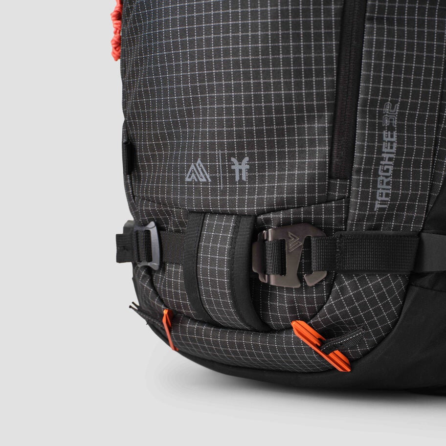 Faction x Targhee 32 in the color Agent Black. image number 5