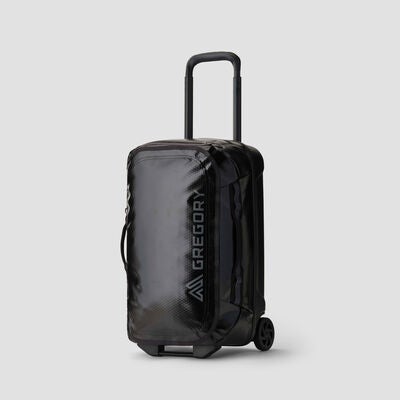 Alpaca Wheeled Duffel 40L in the color Obsidian Black.
